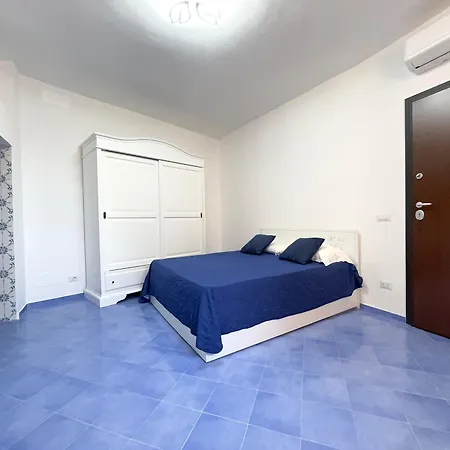 Dom wakacyjny Camilla House - De Vivo Realty *