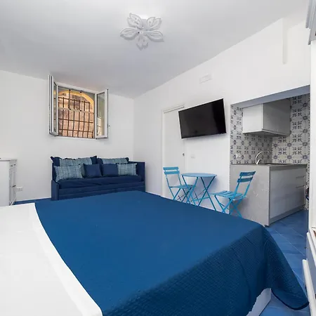 Camilla House - De Vivo Realty *