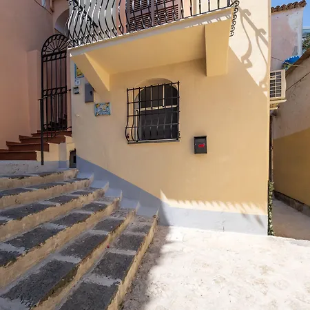 De Vivo Realty - Camilla House Holiday home *