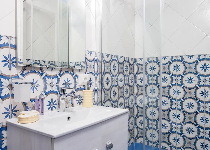 Camilla House - De Vivo Realty *